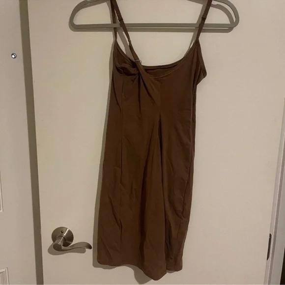 Skims M FITS EVERYBODY B22 SLIP DRESS Jasper Brown NWT - Picture 4 of 5